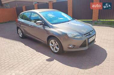 Хэтчбек Ford Focus 2013 в 