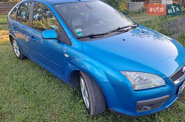 Хэтчбек Ford Focus 2004 в 