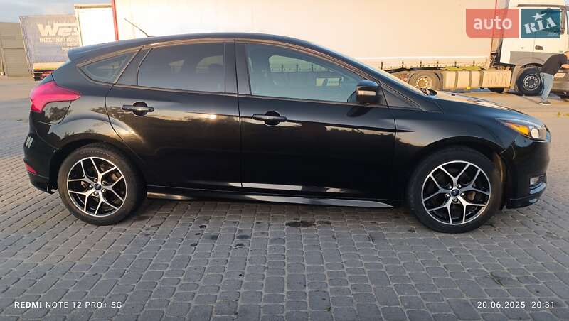 Хэтчбек Ford Focus 2015 в Львове