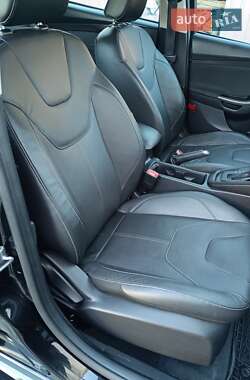 Хэтчбек Ford Focus 2015 в 
