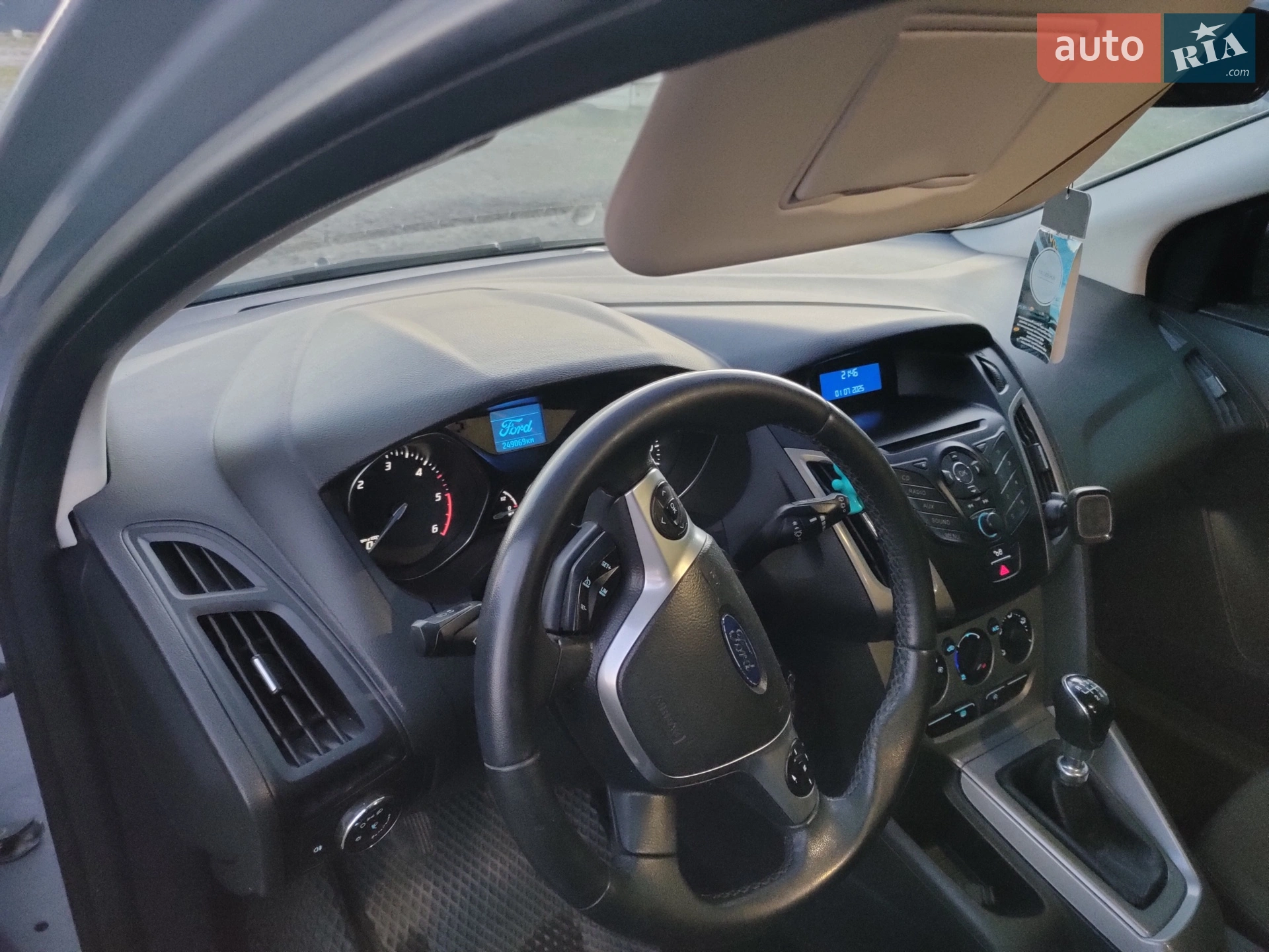 2011 Ford Focus - мініатюра 9