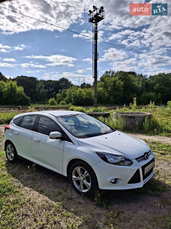Хэтчбек Ford Focus 2013 в Чернигове