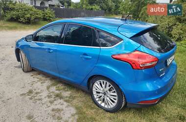 Хэтчбек Ford Focus 2014 в 