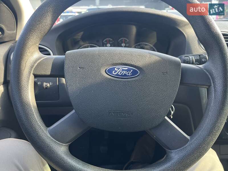 Седан Ford Focus 2007 в Киеве