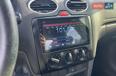 Седан Ford Focus 2007 в 
