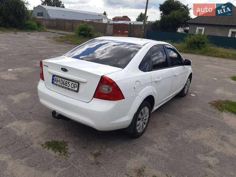 Седан Ford Focus 2010 в Лубнах фото 8 Седан Ford Focus 2010 в Лубнах