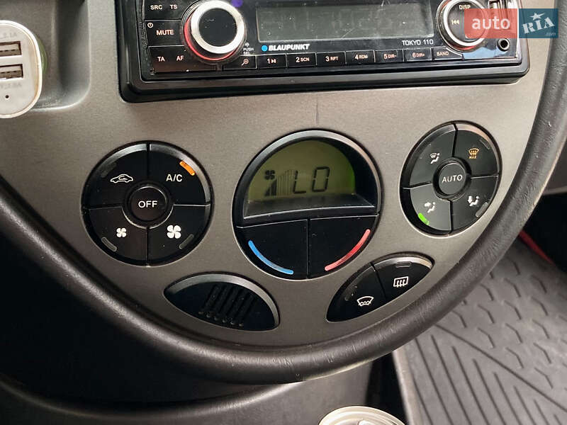 Хетчбек Ford Focus 2004 в Івано-Франківську