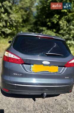 Универсал Ford Focus 2012 в 