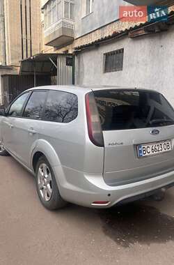 Универсал Ford Focus 2010 в 