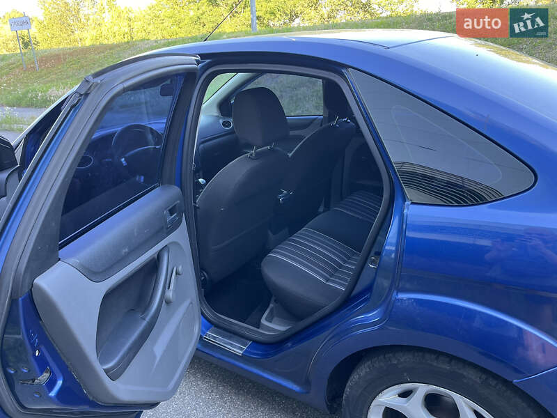 Седан Ford Focus 2008 в Киеве