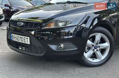 Универсал Ford Focus 2010 в 