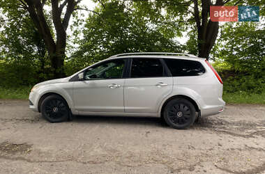 Универсал Ford Focus 2012 в 