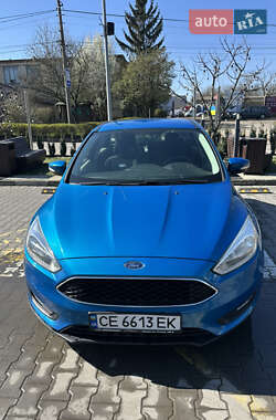 Хэтчбек Ford Focus 2015 в Черновцах
