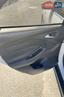 Хэтчбек Ford Focus 2018 в 
