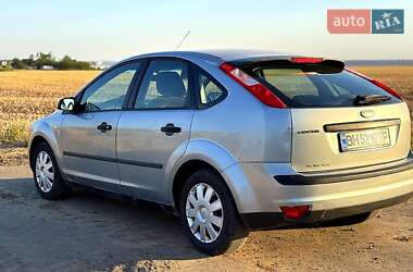 Хэтчбек Ford Focus 2004 в 
