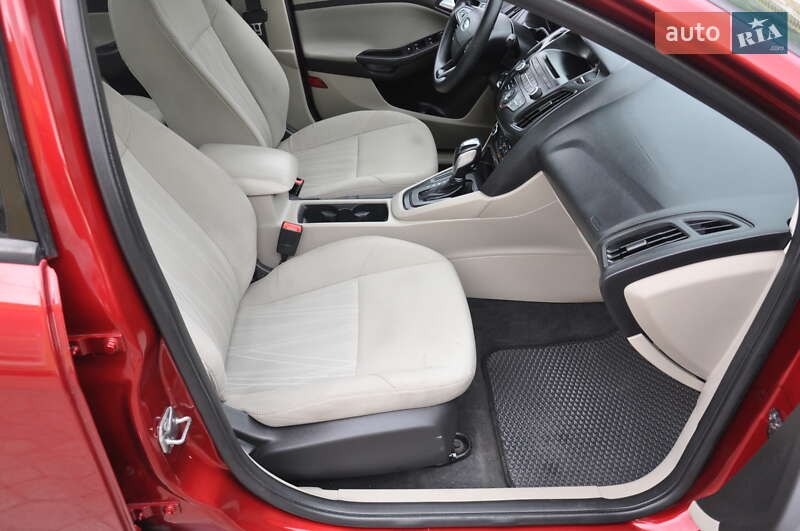 Седан Ford Focus 2016 в Львове