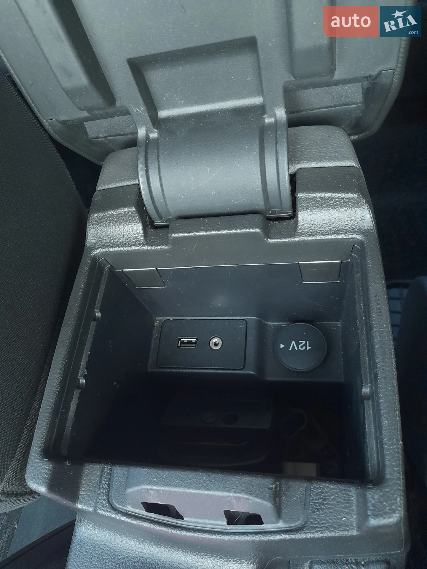 2016 Ford Focus - мініатюра 14