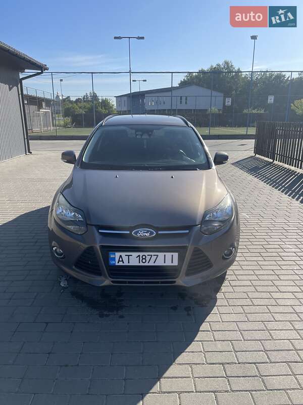 Универсал Ford Focus 2012 в 