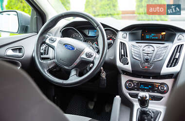 Универсал Ford Focus 2013 в 