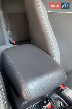 Седан Ford Focus 2013 в 