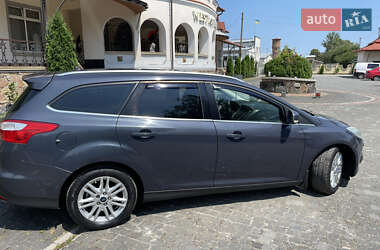 Универсал Ford Focus 2013 в 