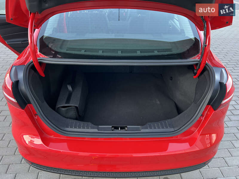 Седан Ford Focus 2015 в Львове