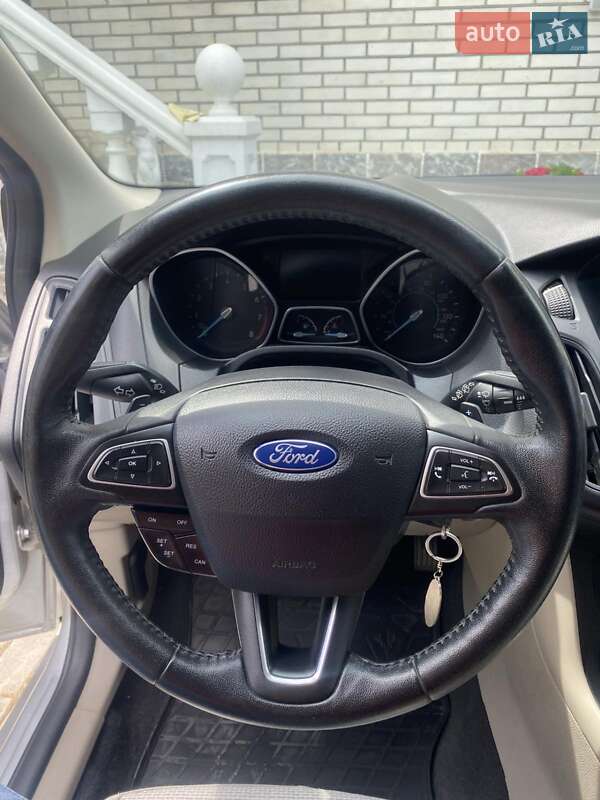 Хэтчбек Ford Focus 2015 в Виннице фото 14 Хэтчбек Ford Focus 2015 в Виннице