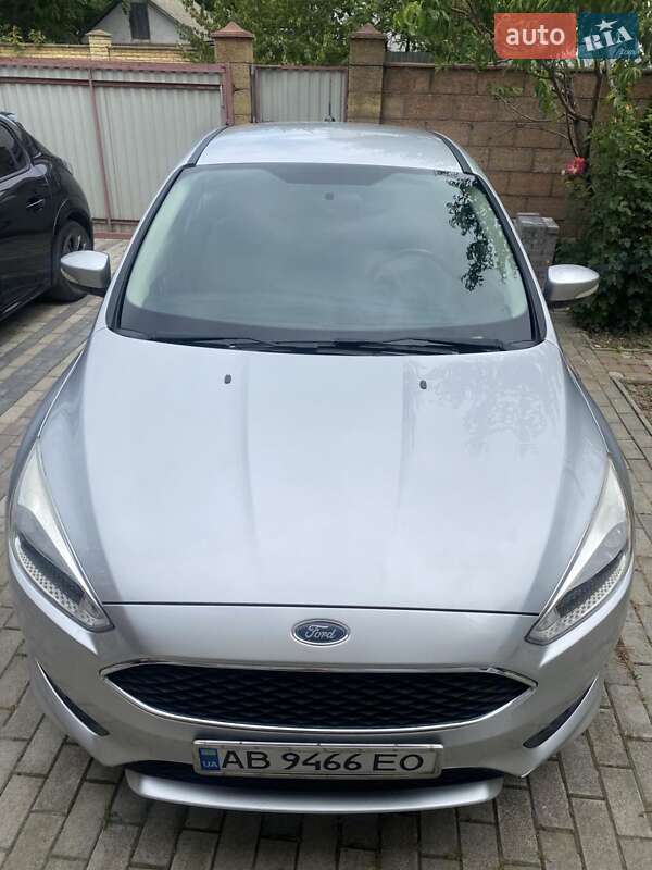 Хэтчбек Ford Focus 2015 в Виннице фото 26 Хэтчбек Ford Focus 2015 в Виннице