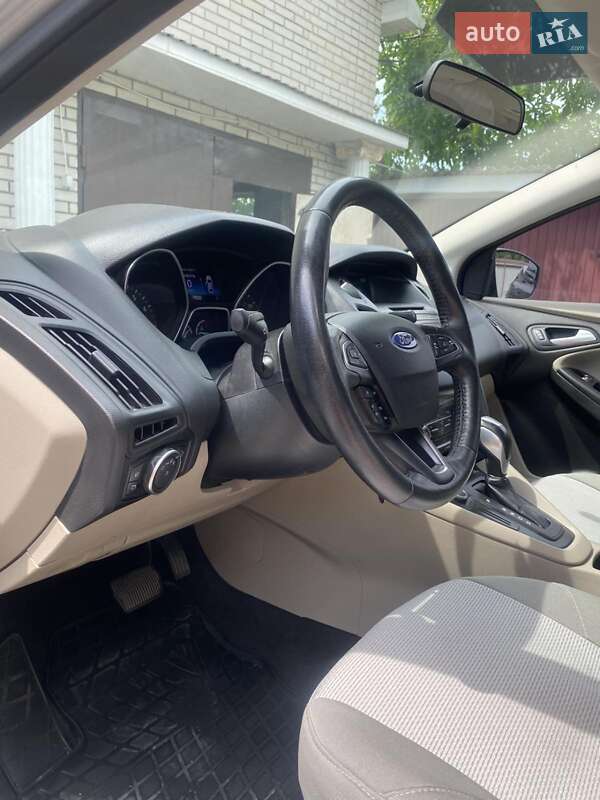 Хэтчбек Ford Focus 2015 в Виннице фото 31 Хэтчбек Ford Focus 2015 в Виннице