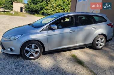 Универсал Ford Focus 2013 в 