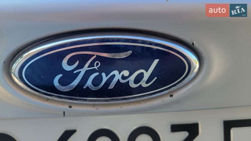 Універсал Ford Focus 2013 в Іваничах