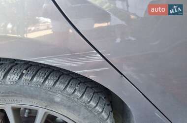 Хэтчбек Ford Focus 2015 в 