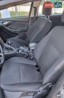 Хэтчбек Ford Focus 2015 в Умани