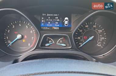 Хетчбек Ford Focus 2013 в 