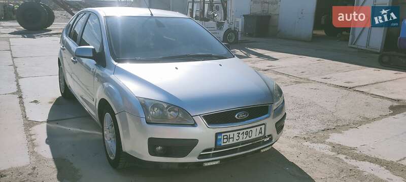 Хетчбек Ford Focus 2007 в 