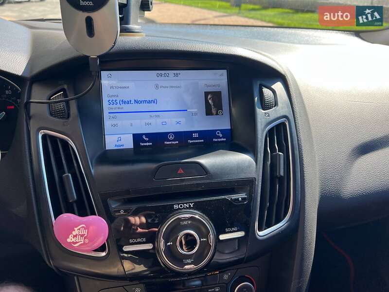 Седан Ford Focus 2015 в Киеве