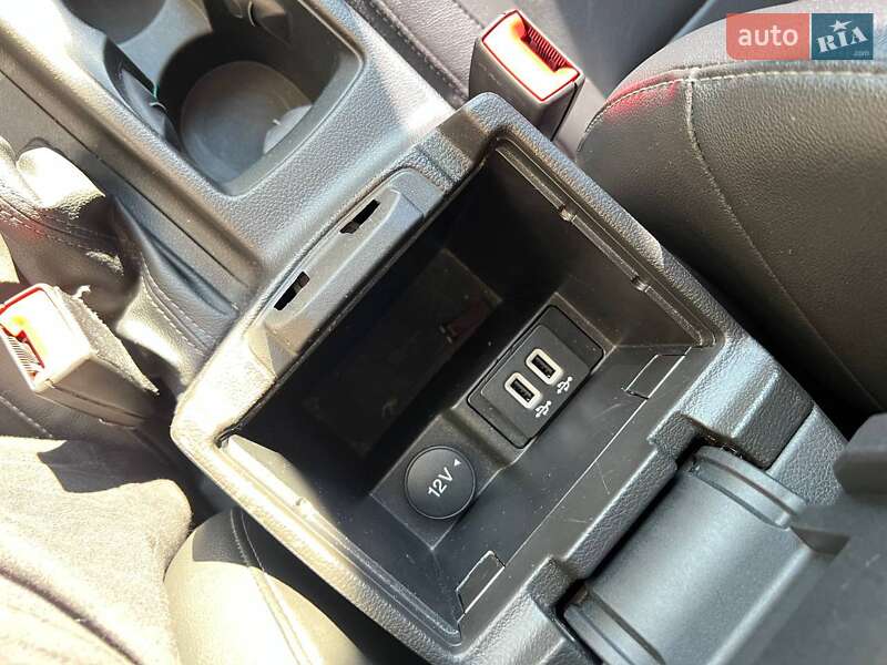 Седан Ford Focus 2015 в Киеве