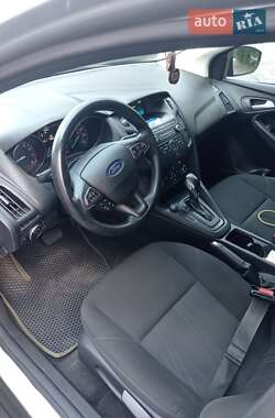 Хэтчбек Ford Focus 2017 в 