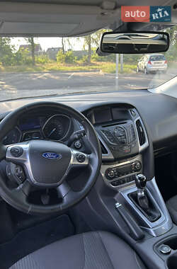 Универсал Ford Focus 2012 в 