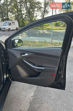 Универсал Ford Focus 2012 в 
