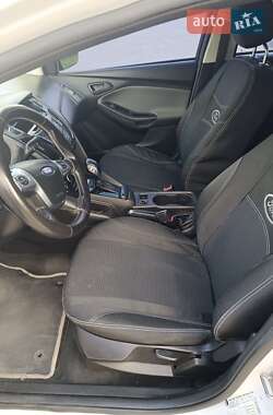Седан Ford Focus 2013 в 