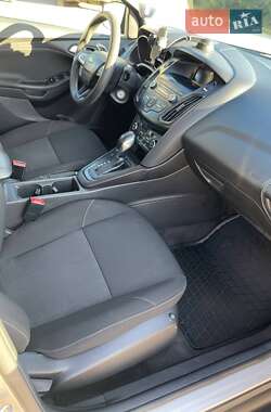 Седан Ford Focus 2017 в 