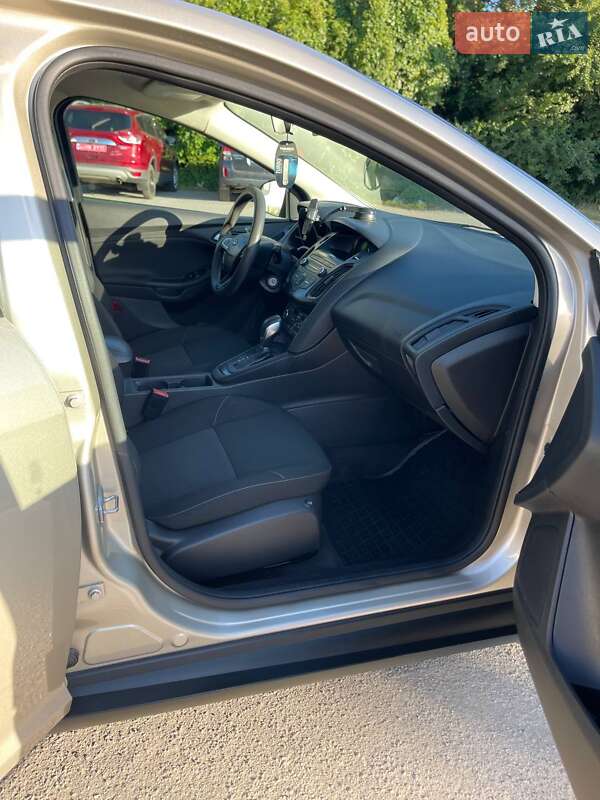 Седан Ford Focus 2017 в Львове фото 33 Седан Ford Focus 2017 в Львове