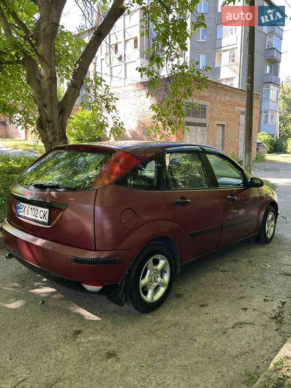 Хэтчбек Ford Focus 2001 в Хмельницком
