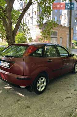 Хэтчбек Ford Focus 2001 в 