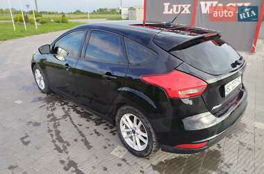 Хэтчбек Ford Focus 2016 в 
