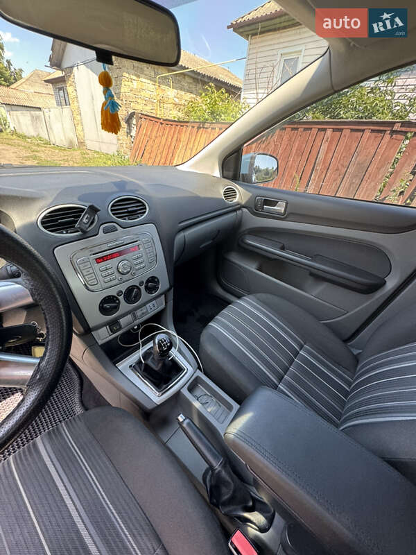 Хетчбек Ford Focus 2008 в Ніжині