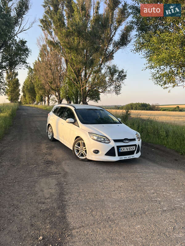 Універсал Ford Focus 2013 в Коротичу