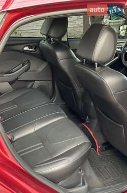 Седан Ford Focus 2013 в 