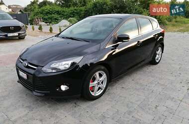 Хетчбек Ford Focus 2013 в 